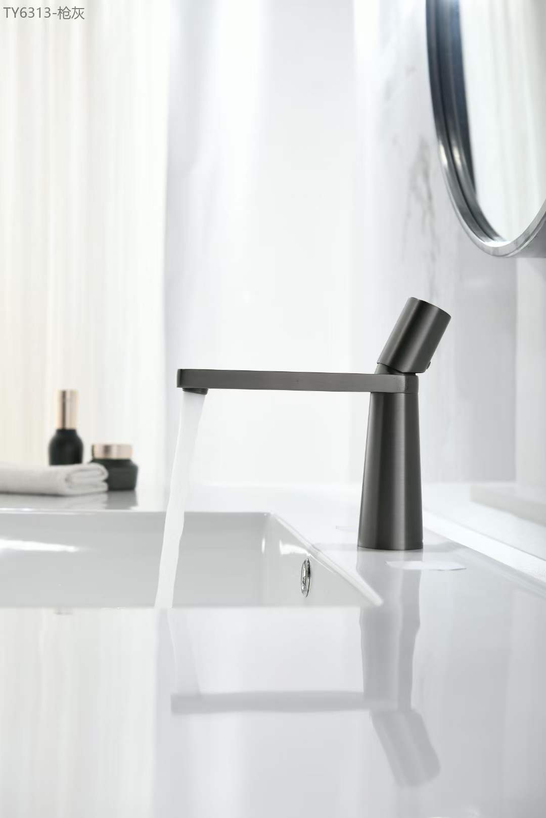 настенные смесители