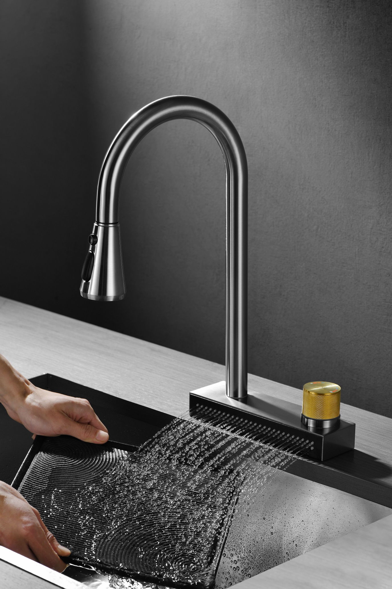 Смеситель для кухонной мойки 