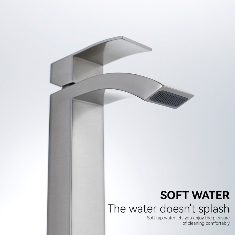 Крайный смеситель из нержавеющей стали. 