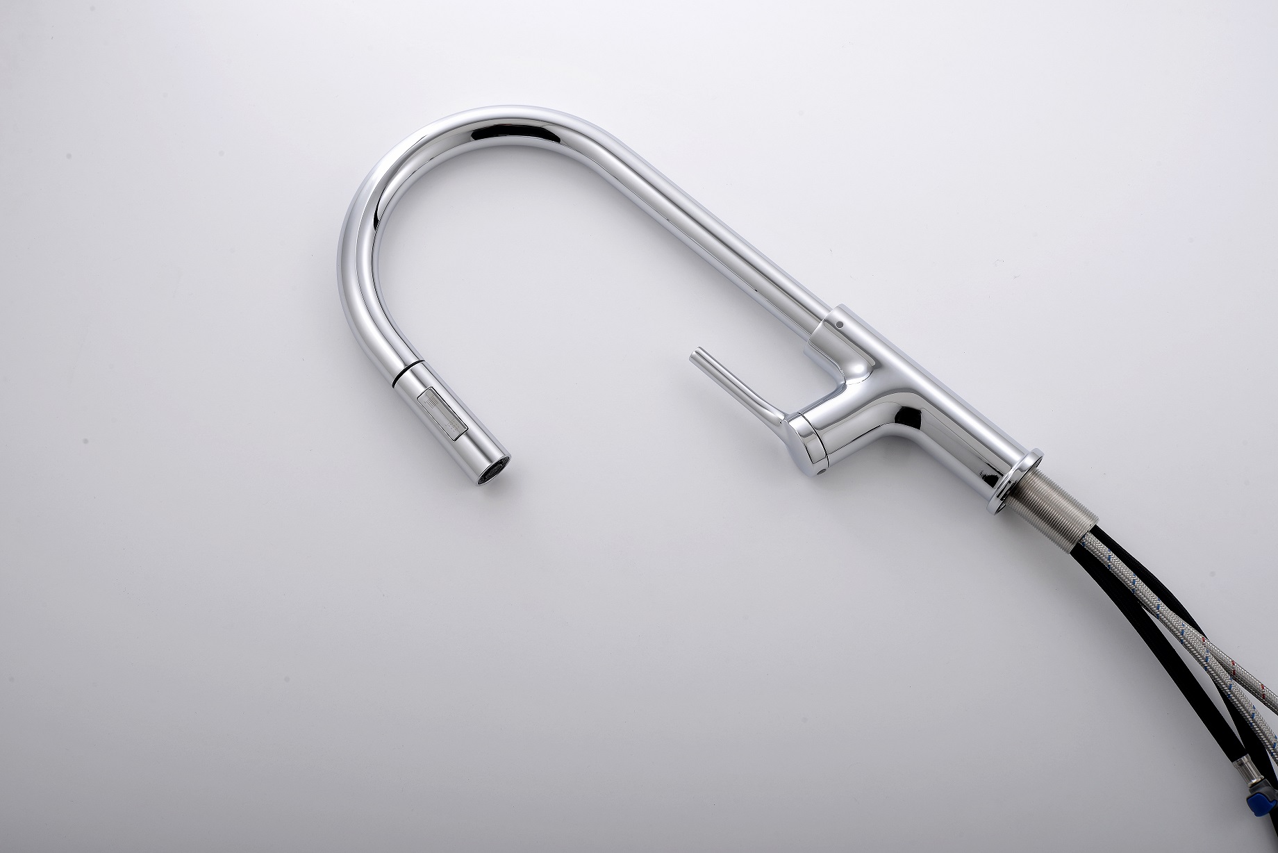 Вытащить кухонный кран