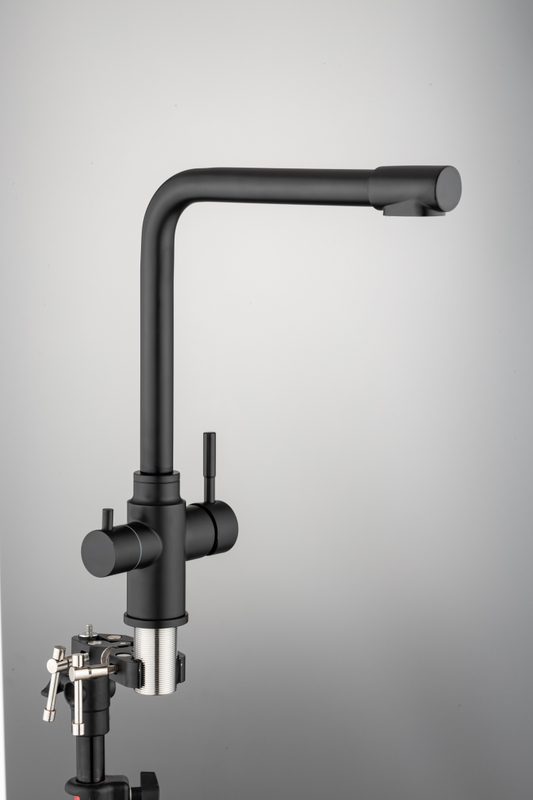 Хитровая ручка с матовыми никельными кухнями нажатие Очищенное водопровод