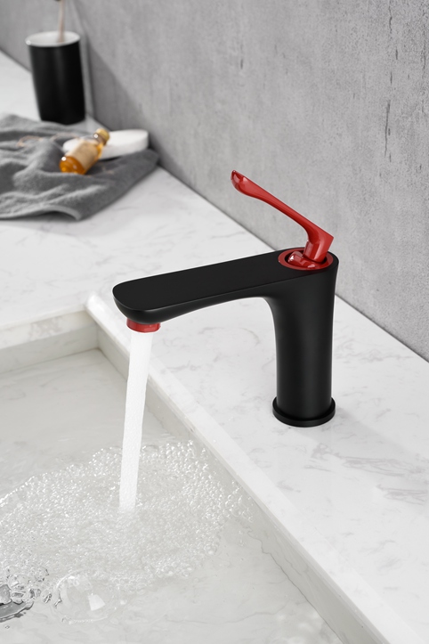 одинарный смеситель для ванной