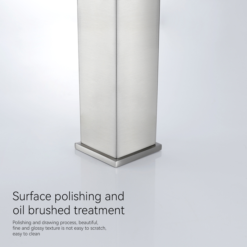 Крайный смеситель из нержавеющей стали. 