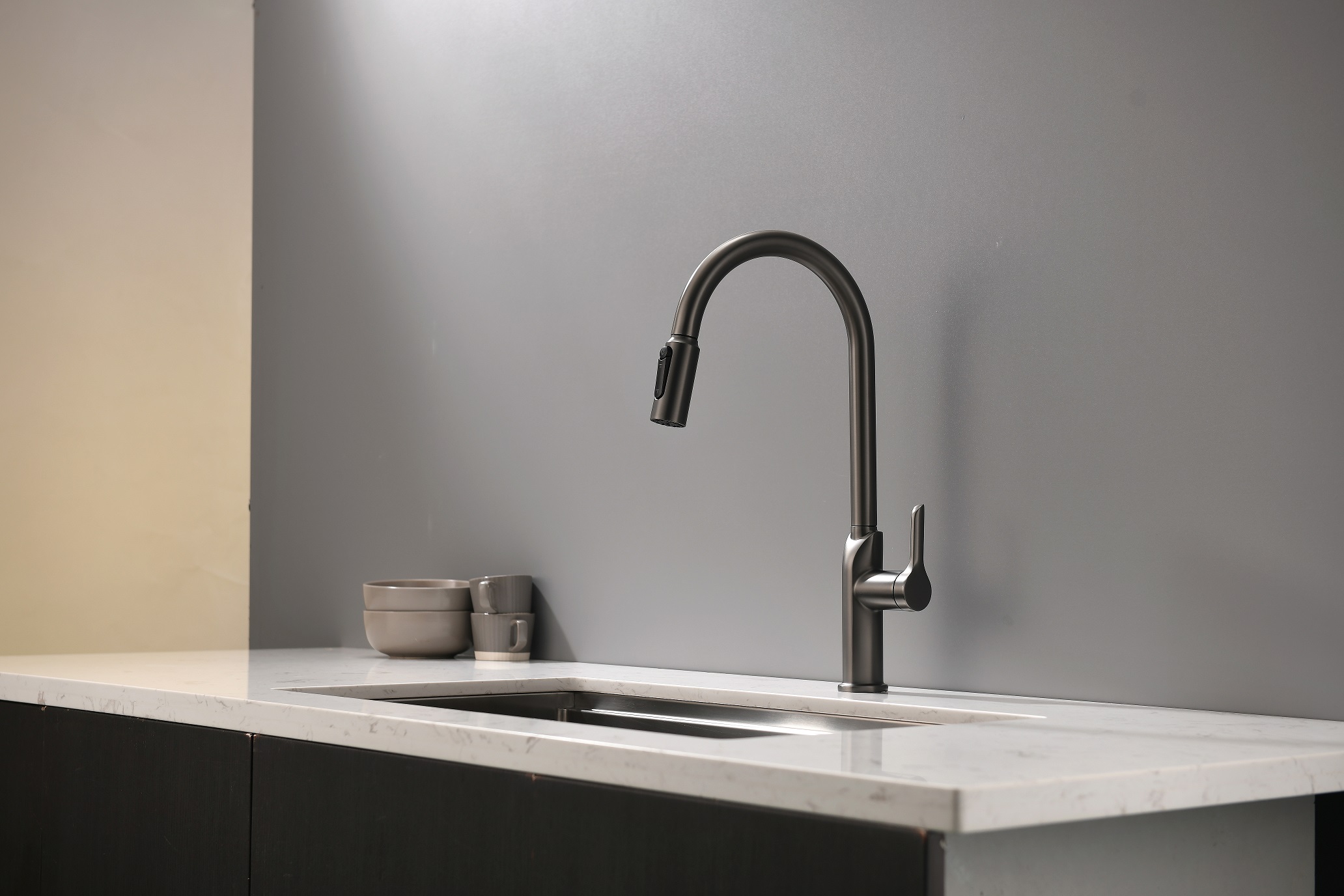 Вытащить кухонный кран