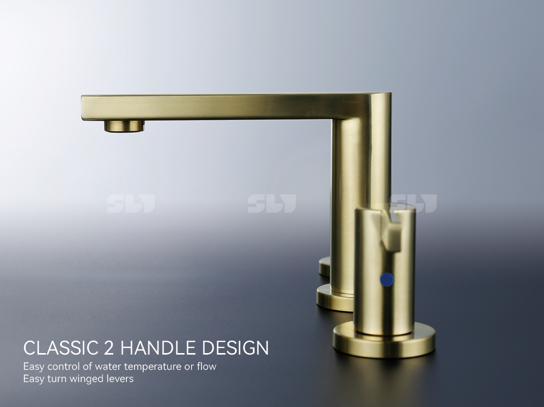 старинный черный смеситель для ванной комнаты