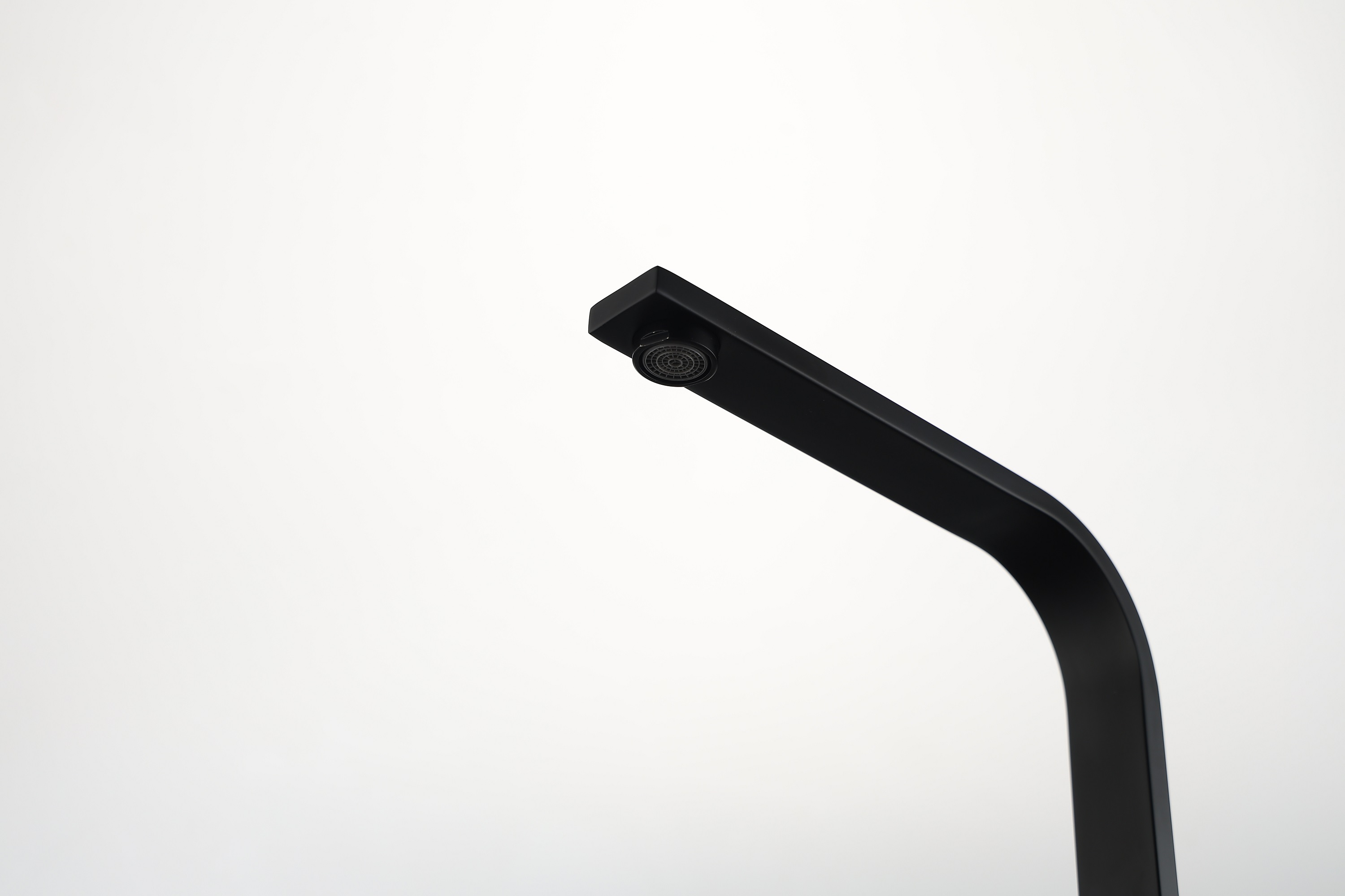 Factory S.S304 Матовый черный кухонный кран 